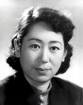 Huang Ling as 胡婶