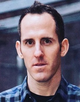 Chuck Comeau