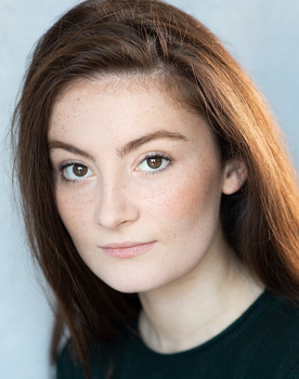 Amy Murphy as Kylie Maddon