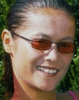 Alte Geier ficken junge Hühner 2