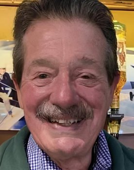 Charlie Simonds as Self - Presenter