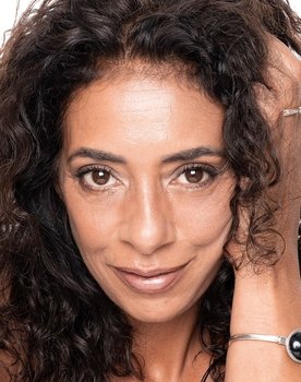 Manal Awad