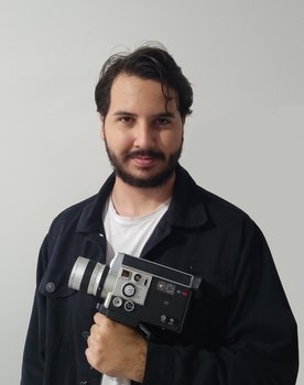 Zéz as Jornalista
