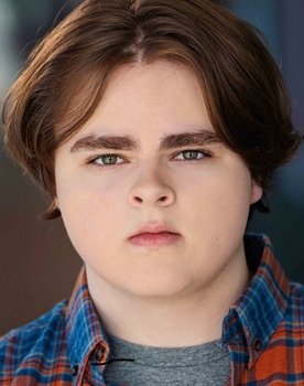 Cade Tropeano as Tommy Tulane