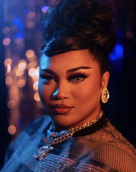 Raquel Largo as Reyna