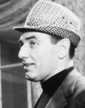 Horst Hesslein as Barkeeper