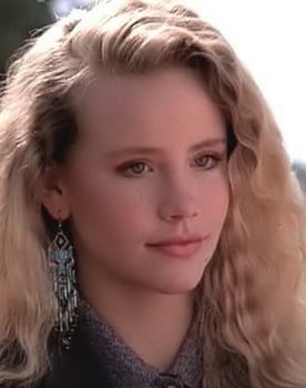 Amanda Peterson