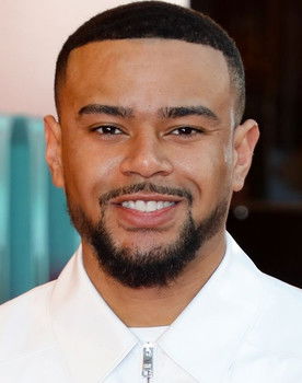 Wes Nelson as Self - Contestant