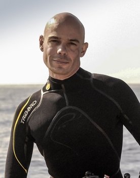 Frédéric Buyle as Apnéiste, Champion d'apnée