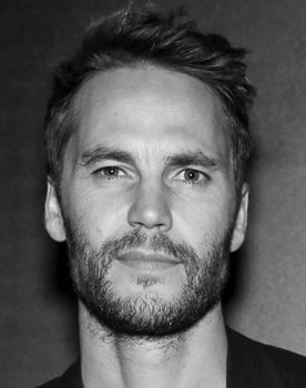 Taylor Kitsch Photo