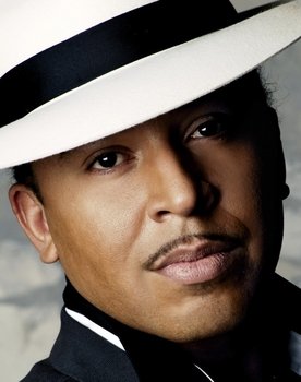 Lou Bega