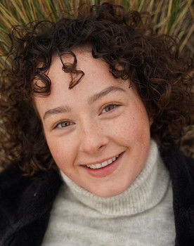 My Hyttel as Victoria