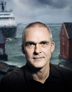 Yngve Leidulv Sætre as Fred / The Shark