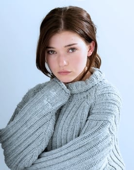 Katie Douglas as Evelyn / Samantha
