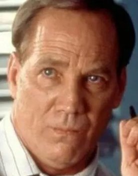 John Roselius as Tom Bahlor