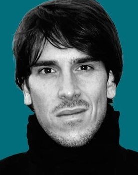 Simon Cottee as self