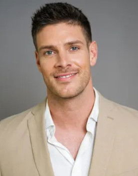 Martin Braun as Self