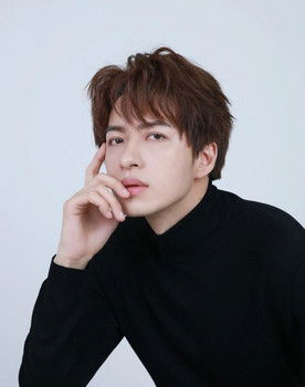 Fan Xiao Dong as Gu Peng