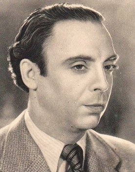 Manuel Luna as 