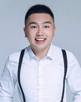 万翔