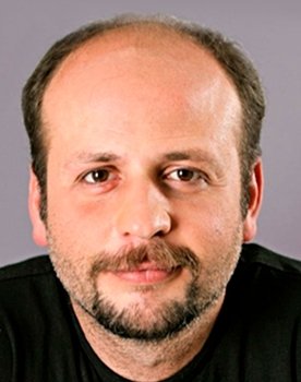 Celal Acaralp as Fırıncı Veysel