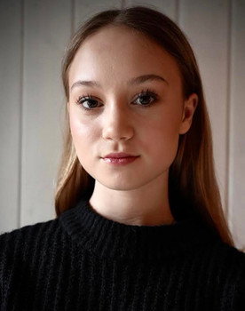 Kiwi Casslind as Lisa