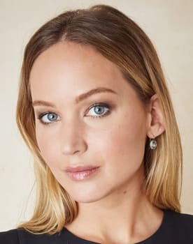 Jennifer Lawrence as Lynsey