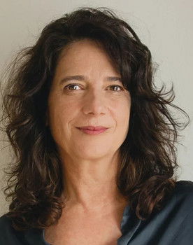 Begoña Caparros as Sagrario