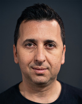 Metin Zakoğlu as Ege Yolaçan