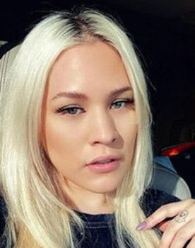 Kris Star as Investigator & Empath