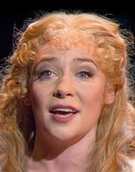 Daisy Maywood as Humpty