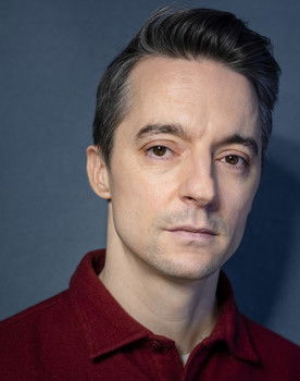 Hélier Cisterne as Le père