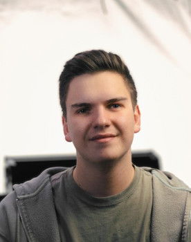 Aurelio Simione as Selbst