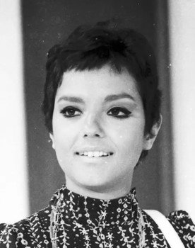 Marisa Raja Gabaglia as Ivone