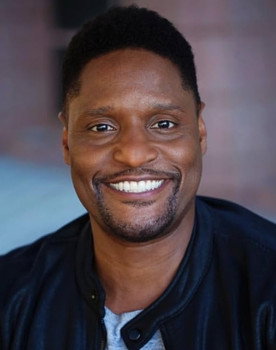 Quincy Bonds as Aaron