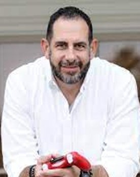 Kevin Kimball as Self