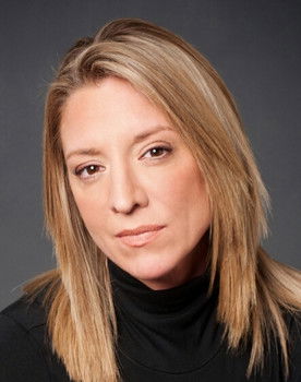 Traci Godfrey as Savannah