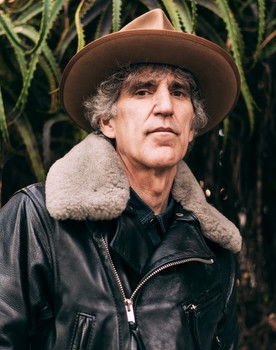 Mikel Erentxun as Fernando