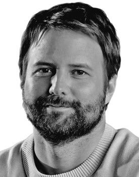 Ross Duffer as Kwei's Ship Computer (voice)