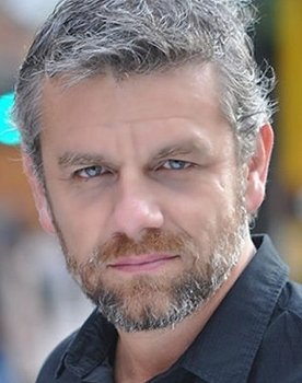 Fabrizio Aguilar