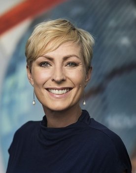 Cecilie Beck as Nyhedsvært (sig selv)