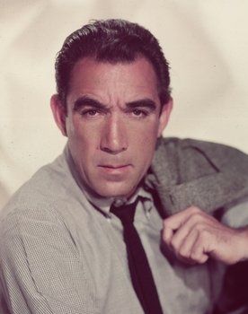 Anthony Quinn Photo