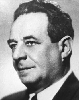 Aleksandr Ilyinsky as Babak