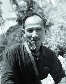 Nguyễn Tuân as Head-borough