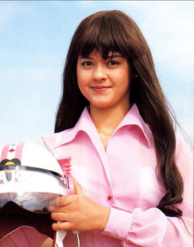 Mitchi Love as Karen Mizuki / Heart Queen