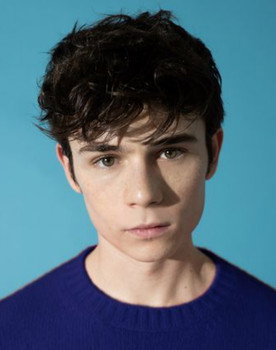 Ashby Gentry as Alex Walter