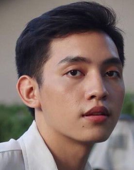 Miggy Ruallo as Macky Vargas