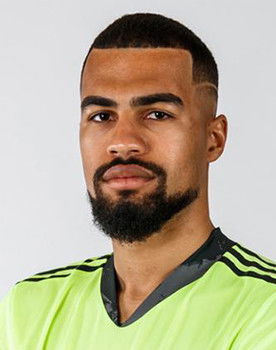 Robert Sánchez as Self