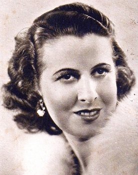 Rubi D'Alma as Florica, l'amante di Michele