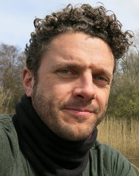 Alexis Bicât as Letters One through Four (voice)